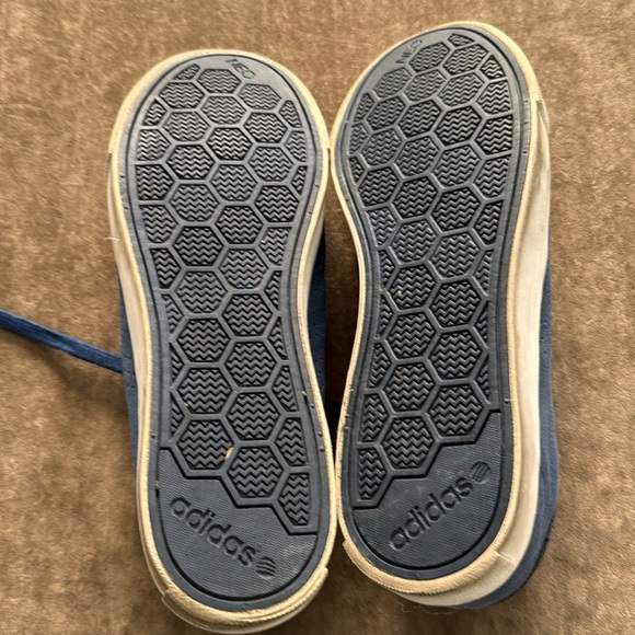 Adidas neo men size 9.5 blue suede sneaker shoes ortholite insoles. Gently used - Picture 7 of 7